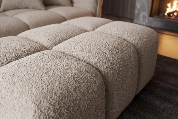 Designová moderní obdélníková taburetka Yang s buklé potahem ve světlé béžové barvě s hlubokým prošíváním 100 cm