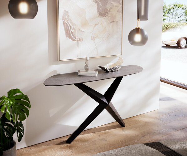 DELIFE Konzolový stůl Edge organický 140×40 cm keramika beton šedá Zentharo kov černá