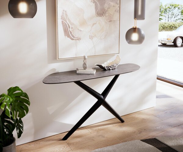 DELIFE Konzolový stůl Edge organický 140×40 cm keramika beton šedá Estelo kov černá