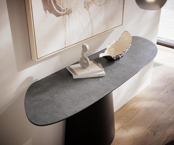 DELIFE Konzolový stůl Edge organický 140×40 cm keramika beton šedá Conos kov černá