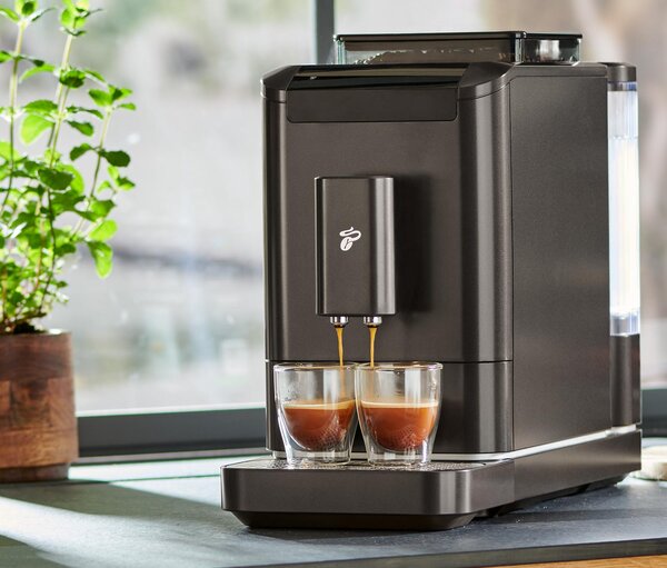 Plnoautomatický kávovar Tchibo Esperto2 Caffè, granitově černý