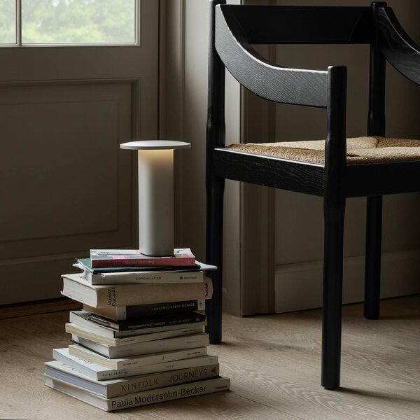 FRITZ HANSEN Fritz Hansen LED stolní lampa Solae, šedá, hliník, IP44, stmívatelný, Hliník / šedá / zinek, Obývací pokoj / jídelna, Hliník, Moderní