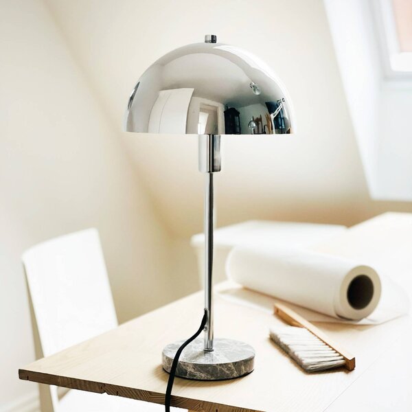 Dyberg Larsen stolní lampa Stockholm, výška 41 cm kov/mramor, Chrom / stříbro, Obývací pokoj / jídelna, Kámen, Design