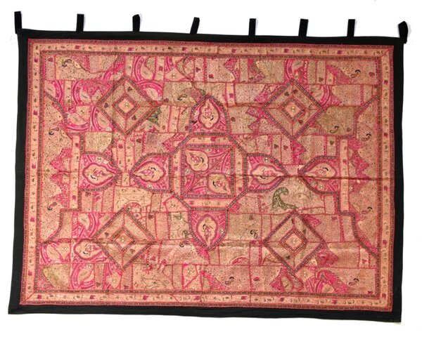 Červená patchworková tapiserie z Rajastanu, ruční práce, 156x202cm