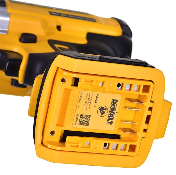 RÁZOVÝ UTAHOVÁK DEWALT DCF900N