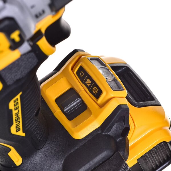VRTÁK/ŘIDIČ DEWALT DCD805P2T 18V 2X5,0AH BL TSTAK