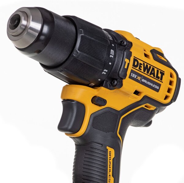SADA NÁŘADÍ POWER TOOL COMBO DEWALT DCK2062M2T (DCD709+DCF809) 18V 2X4,0AH