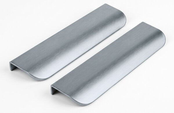 Úchytka ke skříňce REA Mono / Core 2ks. Brush Steel