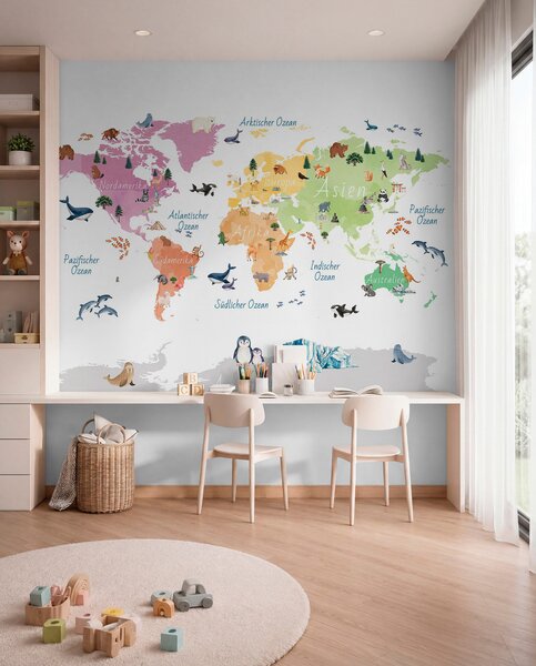 Fototapety Barevná mapa ve stylu akvarelu s vyobrazením zvířat, rostlin a architektury. Popisky v, Fototapety mapy světa, c00009de : uwalls.cz