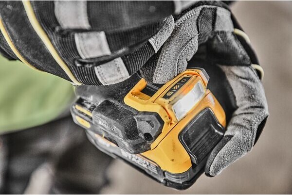 DeWALT DCD800NT-XJ vrtačka 2000 ot/min 1,28 kg