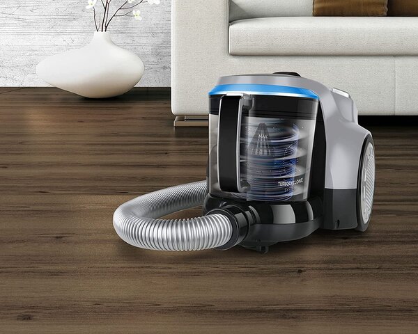 Šňůrový vysavač Black+Decker BXVML700E