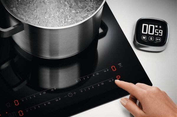 Electrolux LIT30230C Černá Vestavěné 29 cm Indukční varná deska se zónami 2 zóna/zón