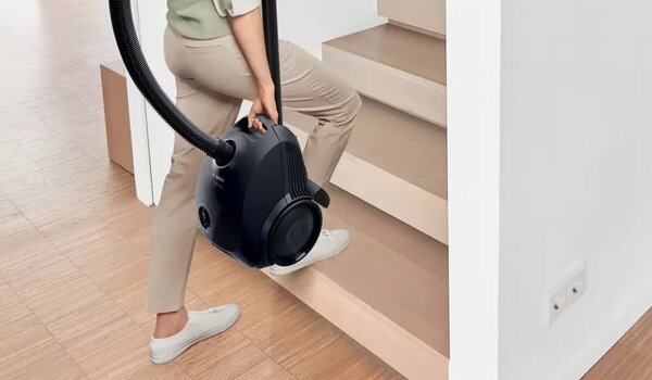 Bosch Serie 2 BGBS2LB1 vysavač 3,5 l Cylindrový Suchý 600 W Prachový sáček
