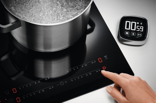 Indukční varná deska ELECTROLUX EIV644
