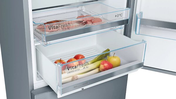 Bosch Serie 6 KGE49AICA lednice/mrazák Stojací 419 l C Nerezová ocel