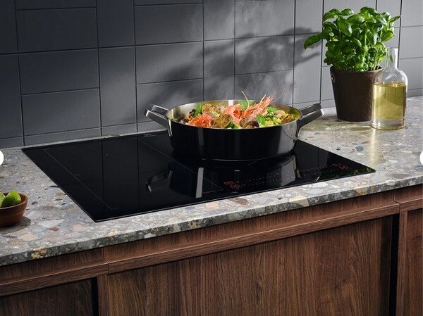 Indukční varná deska ELECTROLUX CIS62450