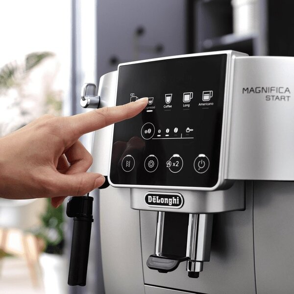 Espresso kávovar DeLonghi ECAM 220.30.SB