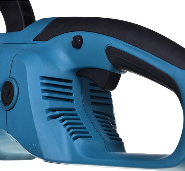 Makita UC4550A motorová 2000W