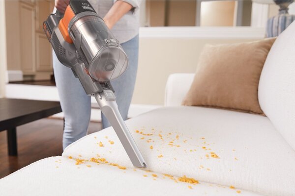 Black+Decker Vertikální vysavač Black & Decker BHFEV182C-QW 18V