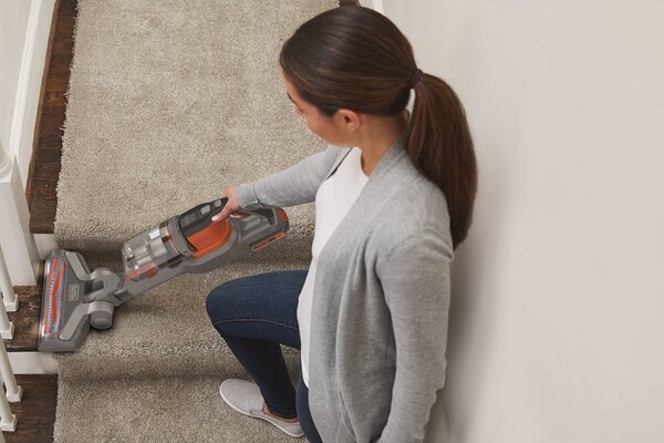 Black+Decker Vertikální vysavač Black & Decker BHFEV182C-QW 18V