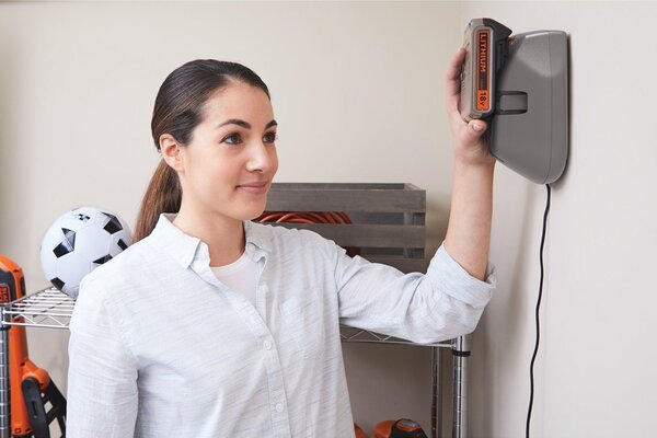 Black+Decker Vertikální vysavač Black & Decker BHFEV182C-QW 18V