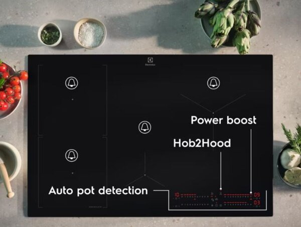 Electrolux Serie 700 EIS62453IZ Černá Vestavěné 60 cm Indukční varná deska se zónami 4 zóna/zón