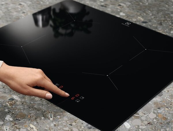 Electrolux LIL61424C Černá Vestavěné 60 cm Indukční varná deska se zónami 4 zóna/zón