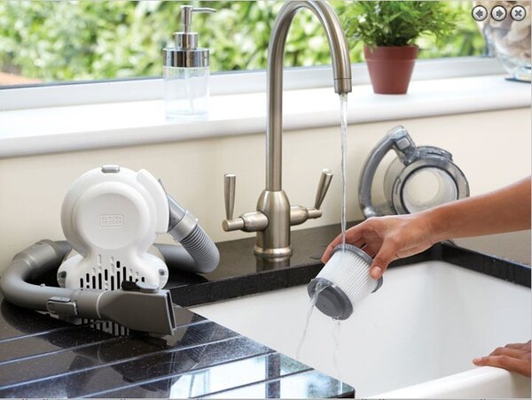 Black+Decker Black & Decker PD1820LF ruční vysavač Černá, Chrom Bezsáčkové