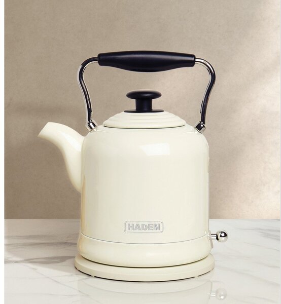 Krémová rychlovarná konvice z nerezové oceli 1,5 l Highclere – Haden