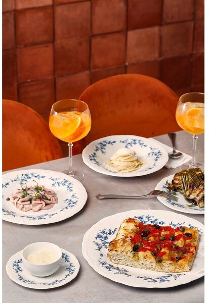 Bílý/modrý porcelánový talíř ø 21 cm Retro – BonBistro