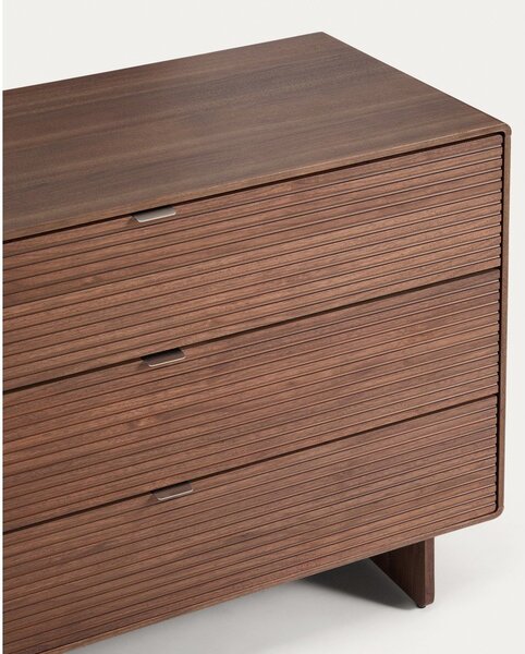 Komoda v dekoru ořechu v tmavě přírodní barvě 101x75x50 cm Norlen – Kave Home