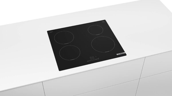 Bosch Serie 4 PUE611BB5D varná deska Černá Vestavěné 59.2 cm Indukční varná deska se zónami 4 zóna/zón