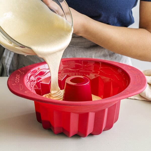 Silikonová forma na bábovku coox s lemem pro uchopení průměr 24 cm Barva: Červená