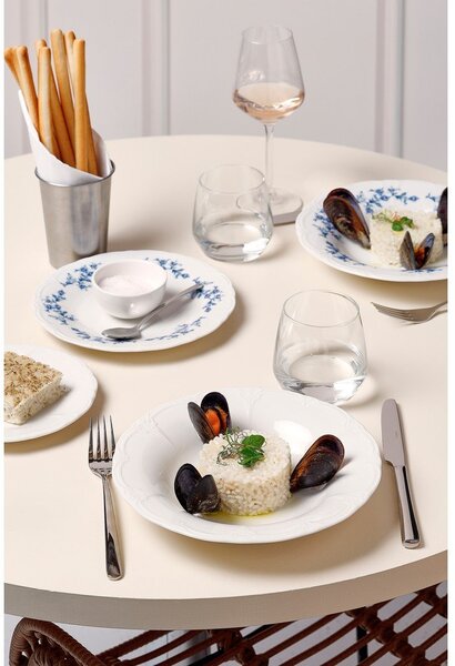 Bílý/modrý hluboký porcelánový talíř ø 23,5 cm Retro – BonBistro