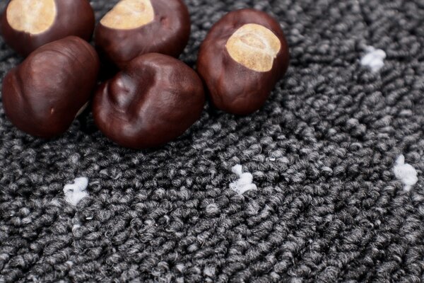 Condor Carpets, Metrážový koberec Udinese antracit - neúčtujeme odřezky z role, na míru, šíře 2m,4m, černá, filc, chodba / předsíň