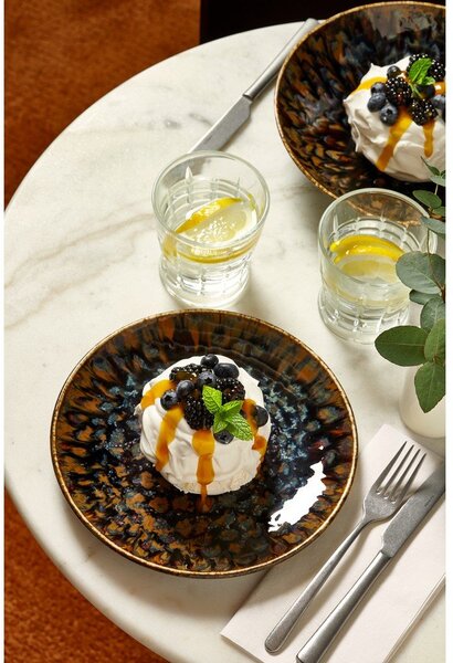 Hnědý dezertní porcelánový talíř ø 20,5 cm Resto – BonBistro