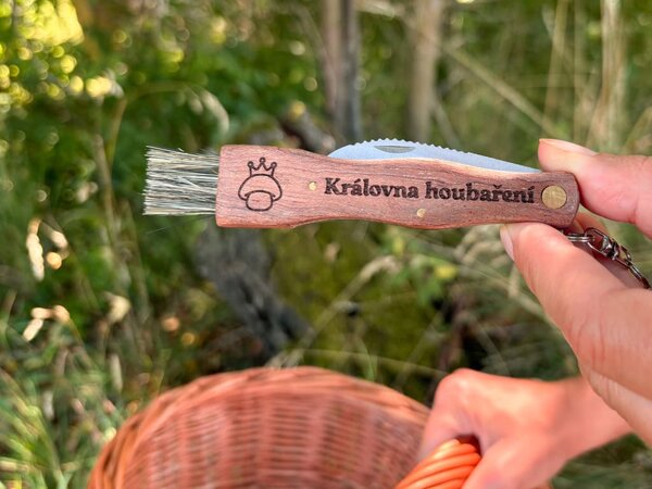 ČistéDřevo Houbařský nůž - Královna houbaření