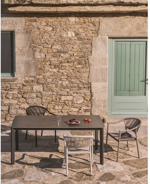 Zahradní jídelní stůl s deskou z kamene 100x220 cm Anafi – Kave Home