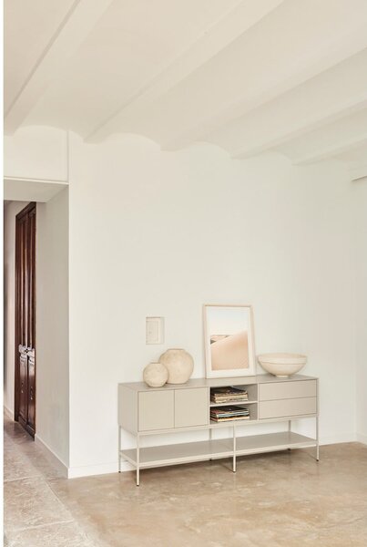 Krémový TV stolek 175x74x45 cm Platt – Teulat