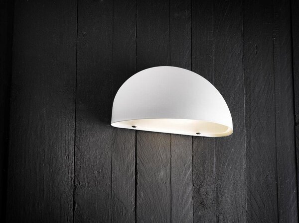 Nordlux 21651001 Scorpius, polokruhové svítidlo v bílé úpravě pro venkovní použití, 1xE14 max 40W, šířka 20cm, IP23