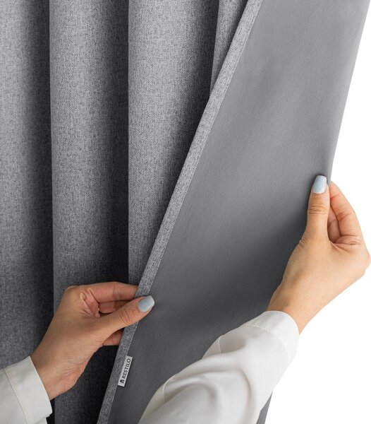 Šedý zatemňovací závěs 140x250 cm Corita – Restilo