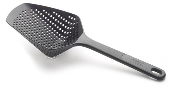 Černá cedníková lžíce Joseph Joseph Scoop