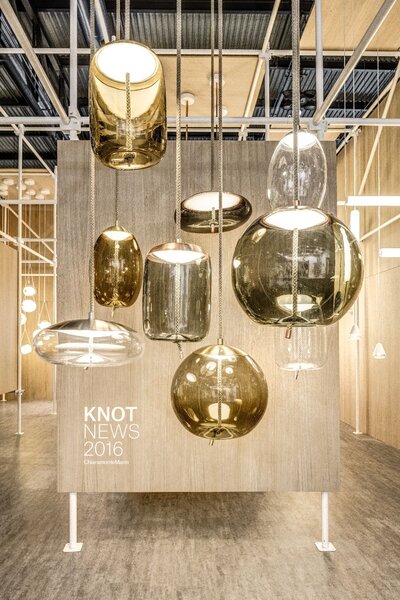 Brokis PC01019_004 Knot Cilindro, závěsné svítidlo, šedé kouřové sklo - černý chrom, 14W LED 2700K stmívatelné, prům.30cm
