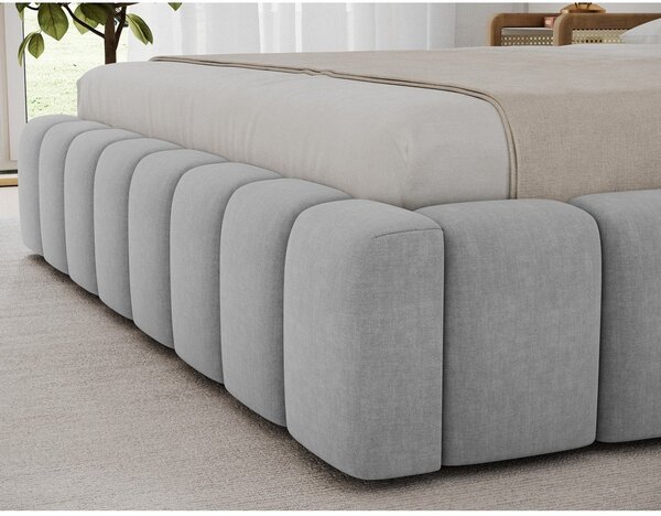 Světle šedá čalouněná dvoulůžková postel s úložným prostorem s roštem 180x200 cm Lamica – ELTAP