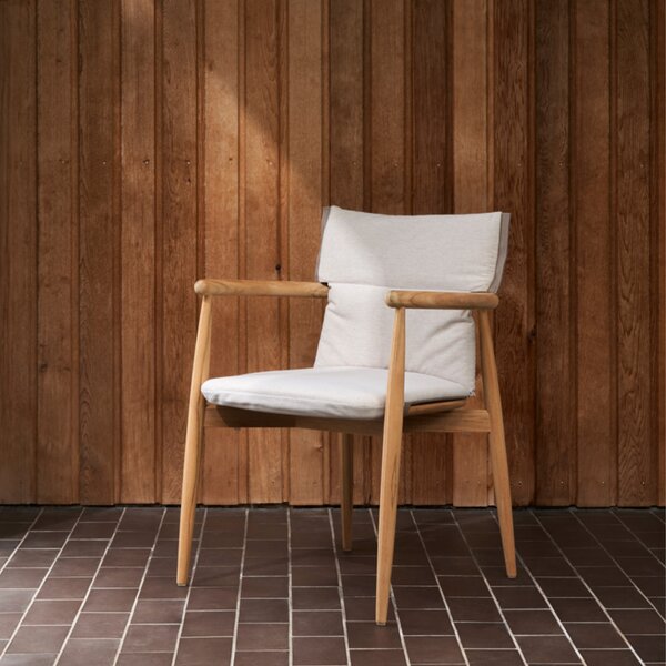 Carl Hansen designové zahradní židle Embrace Outdoor Dining Chair