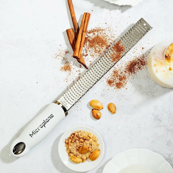 Microplane struhadlo Premium Classic Zester - bílé
