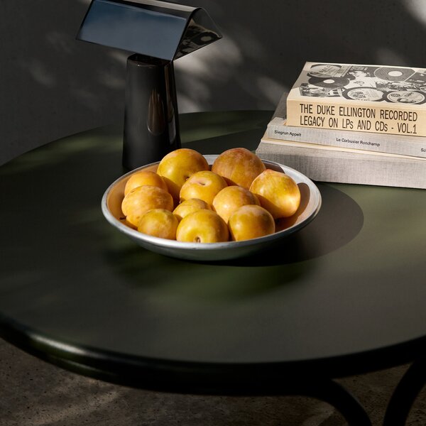 &Tradition designové zahradní konferenční stoly Thorvald Coffee Table SC108 (Ø 70 cm)