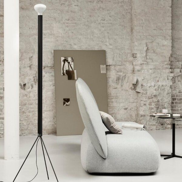 Světle šedá látková trojmístná pohovka Softline Halo 242 cm