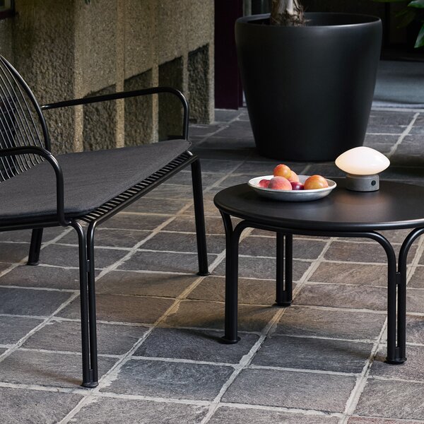 &Tradition designové zahradní konferenční stoly Thorvald Coffee Table SC108 (Ø 70 cm)