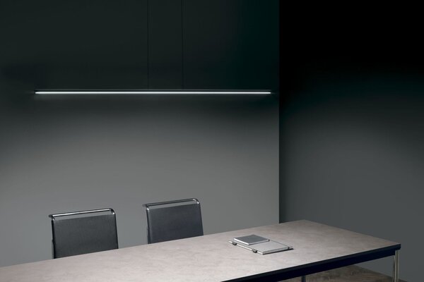Linea Light 8205 Straight_P1, černé subtilní svítidlo nad stůl, 18W LED 2700K, délka 152cm